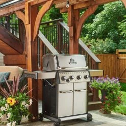 BBQs & Smokers Broil King BARON S440 PRO IR BBQ With Infrared Side Burner 16 BBQs & Smokers Broil King BARON S440 PRO IR BBQ With Infrared Side Burner