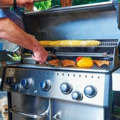 Broil King BARON S590 PRO IR BBQ With Infrared Side Burner, Rear Rotisserie Burner & Rotisserie Kit 33 Broil King BARON S590 PRO IR BBQ With Infrared Side Burner, Rear Rotisserie Burner & Rotisserie Kit