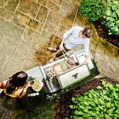 Broil King IMPERIAL S590i With Side Burner, Rear Rotisserie Burner, And Rotisserie Kit BBQs & Smokers