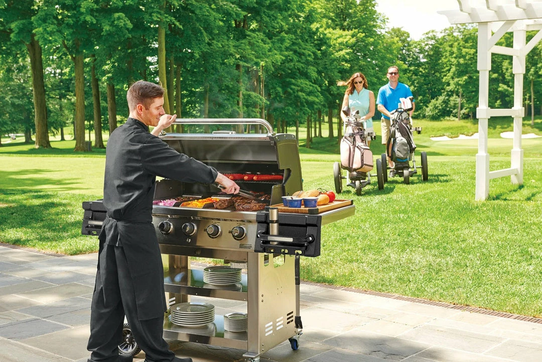 BBQs & Smokers Broil King REGAL S510 5-Burner Commercial BBQ 15 BBQs & Smokers Broil King REGAL S510 5-Burner Commercial BBQ