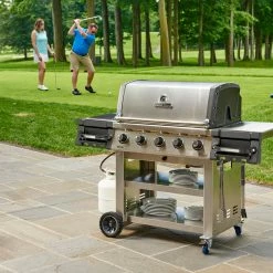 BBQs & Smokers Broil King REGAL S510 5-Burner Commercial BBQ 27 BBQs & Smokers Broil King REGAL S510 5-Burner Commercial BBQ