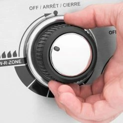 BBQs & Smokers Broil King REGAL S520 5-Burner Commercial BBQ 24 BBQs & Smokers Broil King REGAL S520 5-Burner Commercial BBQ