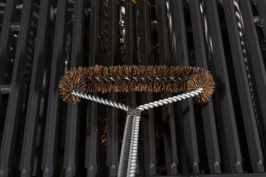 Broil King Tri-Head Palmyra BBQ Brush 65648 BBQ Accessories 2 Broil King Tri-Head Palmyra BBQ Brush 65648 BBQ Accessories
