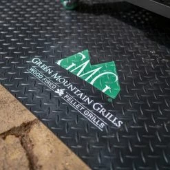 Green Mountain Grills Green Mountain Grill Mat - Floor 48 In. X 36 In