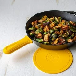 BBQ Accessories Lodge Accessory - Deluxe Silicone Hot Handle Holder