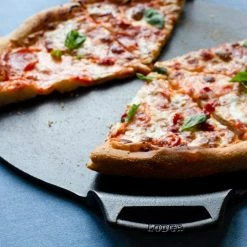Lodge - Cast Iron Round Pizza Pan (15