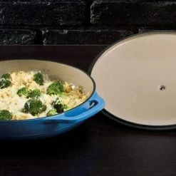 Lodge - Enameled Cast Iron Covered Casserole (3.6 Quart)
