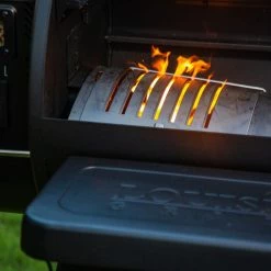 Louisiana Grills 1000 Black Label Series Pellet Grill With WIFI Control BBQs & Smokers