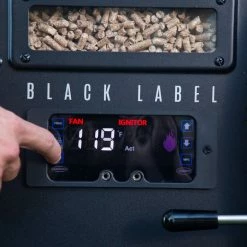 BBQs & Smokers Louisiana Grills 800 Black Label Series Pellet Grill With WIFI Control