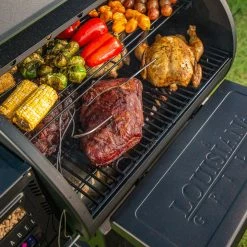 BBQs & Smokers Louisiana Grills 800 Black Label Series Pellet Grill With WIFI Control