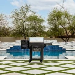 Louisiana Grills Founders Legacy 800 Pellet Grill BBQs & Smokers