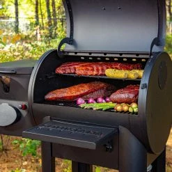 Louisiana Grills Founders Series Premier 800 Pellet Grill