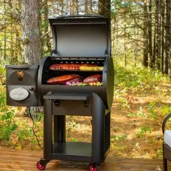 Louisiana Grills Founders Series Premier 800 Pellet Grill