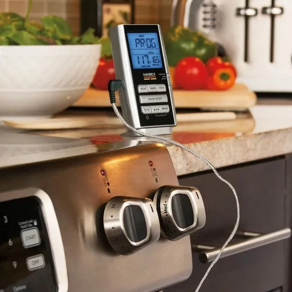 Maverick Digital Single Probe Roast Alert Thermometer ET-8 BBQ Accessories 2 Maverick Digital Single Probe Roast Alert Thermometer ET-8 BBQ Accessories