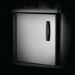 Napoleon Rogue XT 365 SIB Propane Gas BBQ With Infrared Side Burner BBQs & Smokers