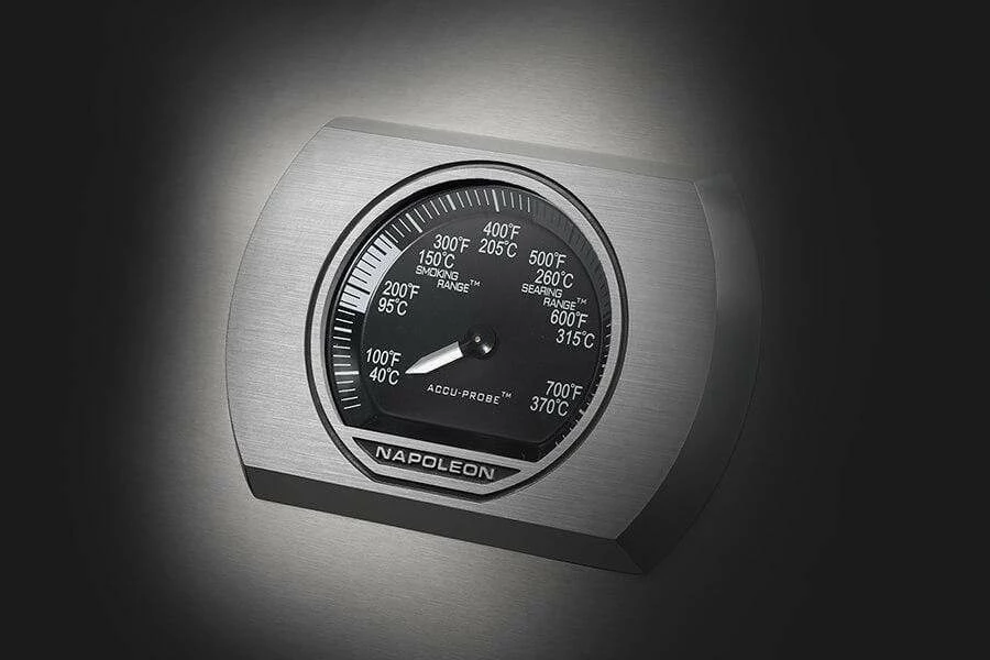 Napoleon Rogue XT 625 SIB With Infrared Side Burner RXT625SIB-1 BBQs & Smokers 6 Napoleon Rogue XT 625 SIB With Infrared Side Burner RXT625SIB-1 BBQs & Smokers