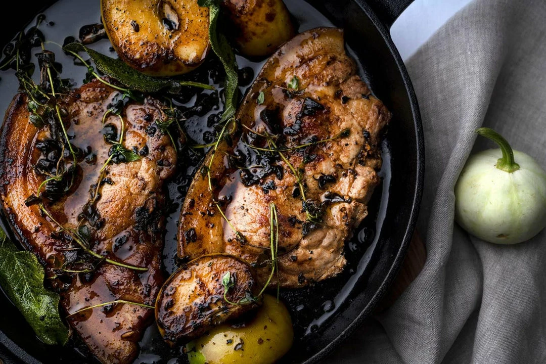 Ooni Cast Iron Skillet Pan BBQ Accessories 6 Ooni Cast Iron Skillet Pan BBQ Accessories