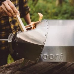 Ooni Karu Wood & Charcoal-Fired Portable Pizza Oven 12" BBQs & Smokers 30 Ooni Karu Wood & Charcoal-Fired Portable Pizza Oven 12