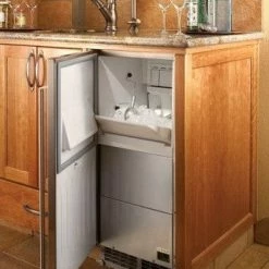 Perlick 15" Ada Compliant Clear Ice Maker With Stainless Steel Solid Door Hinge H50IMS-ADR