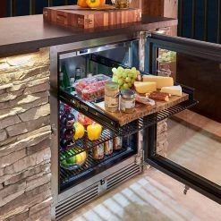 Outdoor Refrigeration & Barware Perlick Premium Built-in - Signature Series Outdoor Fridge 24