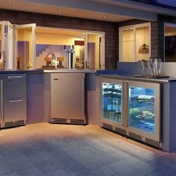 Perlick Signature Series Shallow Depth 18" Depth Outdoor Refrigerator With Fully HH24RO-4-4L 6 Perlick Signature Series Shallow Depth 18