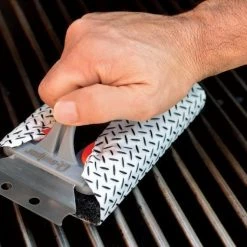 Proud Grill Brush W/ 25 Wipes Q-Swiper BBQ Accessories 9 Proud Grill Brush W/ 25 Wipes Q-Swiper BBQ Accessories