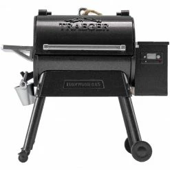 BBQ Accessories Traeger BAC629 Ironwood 885 Holiday Ornament