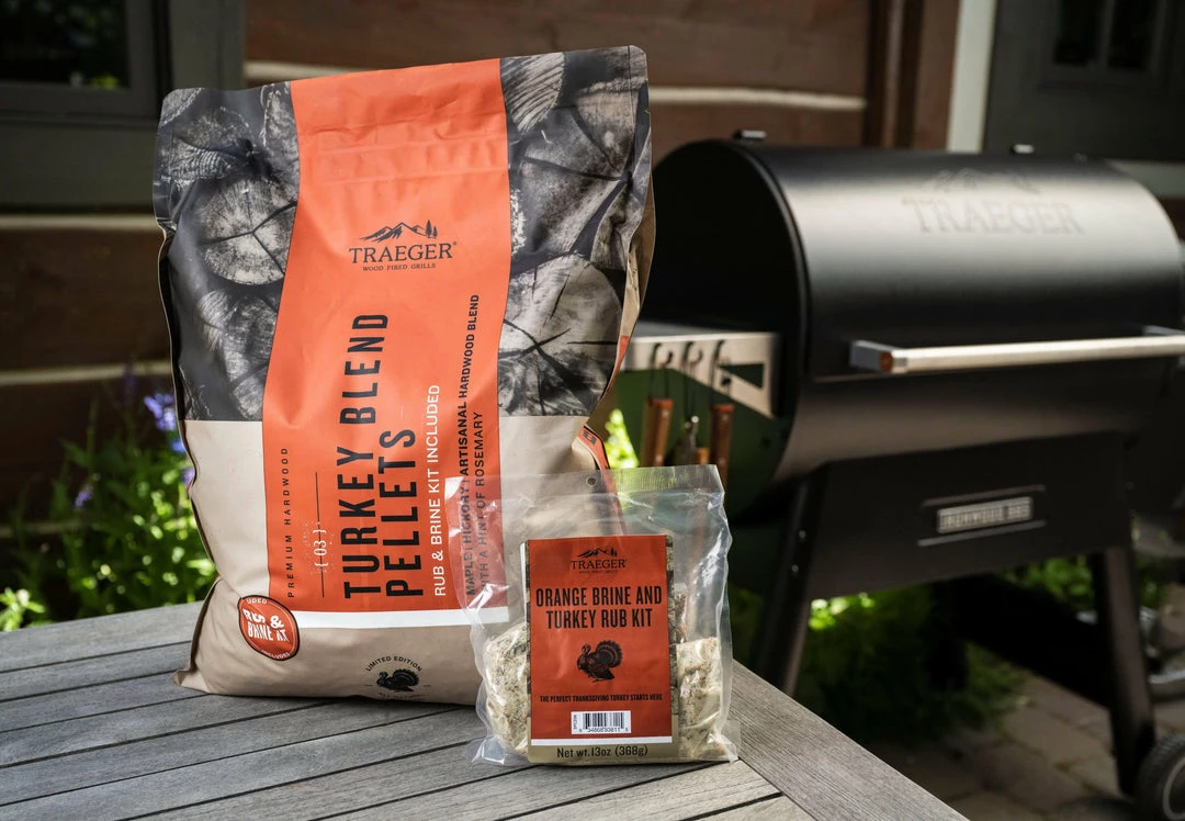 BBQ Accessories Traeger Turkey Blend Wood Pellets 18lb + Brine Kit (Limited Edition) 6 BBQ Accessories Traeger Turkey Blend Wood Pellets 18lb + Brine Kit (Limited Edition)
