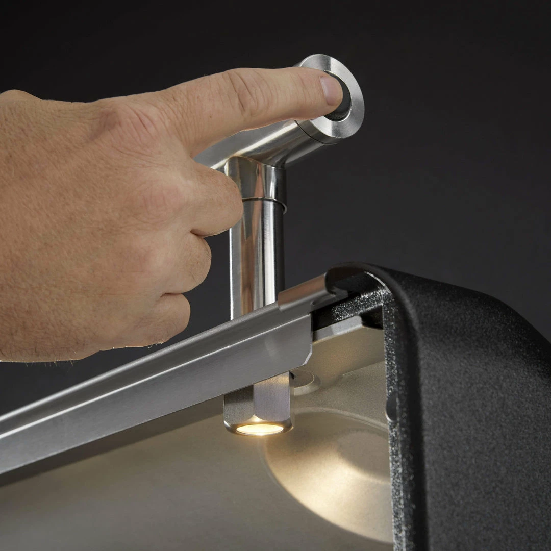 BBQs & Smokers Weber Genesis SE-S-335s Gas Grill With Side Burner And Sear Zone 10 BBQs & Smokers Weber Genesis SE-S-335s Gas Grill With Side Burner And Sear Zone