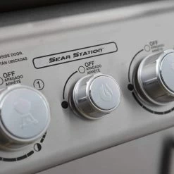 BBQs & Smokers Weber SPIRIT SP-335 With Side Burner & Sear Station 22 BBQs & Smokers Weber SPIRIT SP-335 With Side Burner & Sear Station