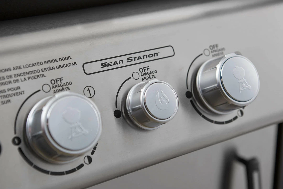 BBQs & Smokers Weber SPIRIT SP-335 With Side Burner & Sear Station 10 BBQs & Smokers Weber SPIRIT SP-335 With Side Burner & Sear Station